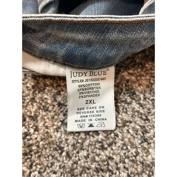 Judy Blue denim shorts size 2xl - Picture 4 of 4